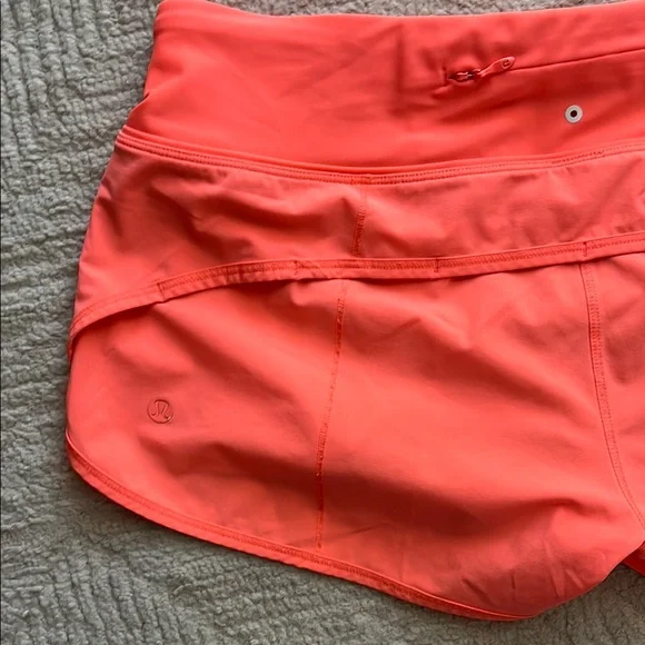Lululemon Speed Up Coral Athletic Shorts - Picture 4 of 4